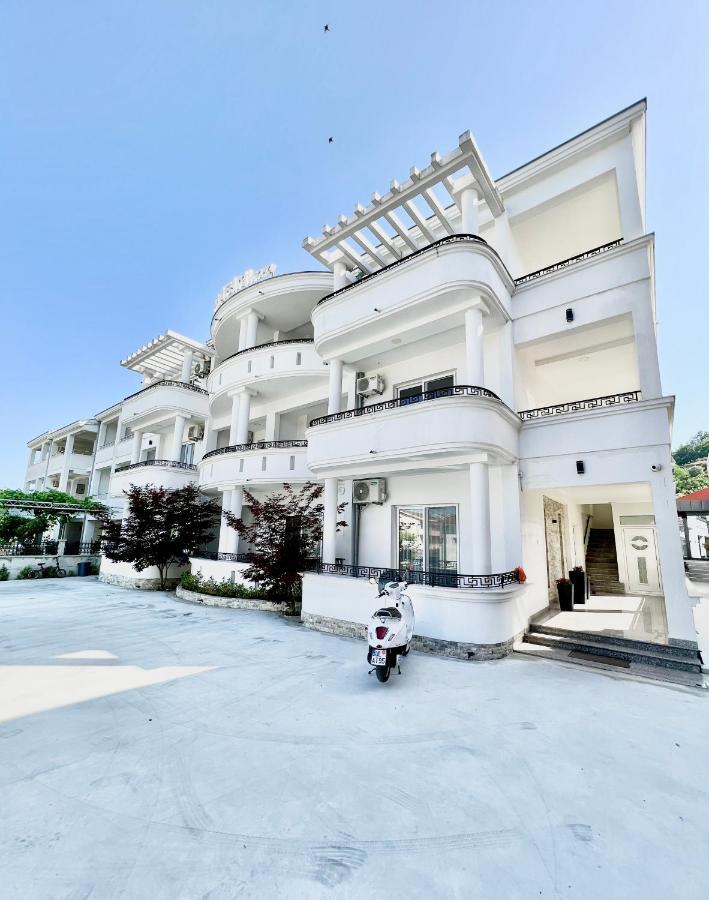 Marini Casa 호텔 울친 외부 사진